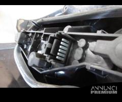 Fanale posteriore destro RENAULT LAGUNA del 2001 - 8