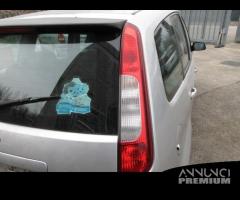 Fanale posteriore destro FORD C MAX del 2004