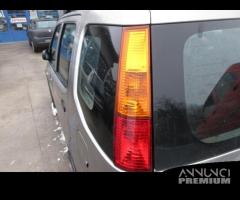 Fanale posteriore sinistro SUZUKI IGNIS del 2005