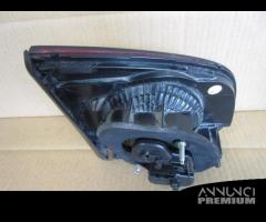 Fanale posteriore dx interno VW GOLF 6 del 2009 - 4