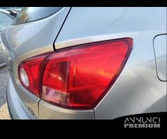 Fanale posteriore destro NISSAN QASHQAI del 2008