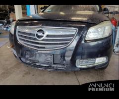 Paraurti anteriore OPEL INSIGNIA del 2009