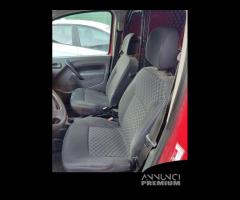 Ricambi RENAULT KANGOO 1461cc diesel del 2012 - 11