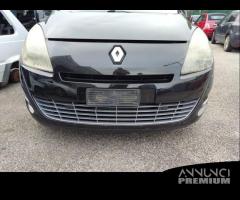 Ricambi RENAULT SCENIC 1870cc benzina del 2009