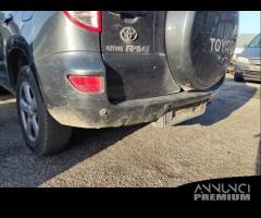 Paraurti posteriore TOYOTA RAV 4 del 2006