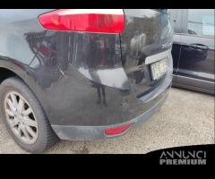 Paraurti posteriore RENAULT SCENIC del 2009