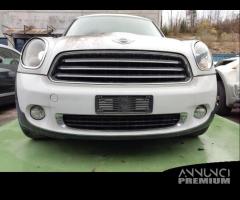 Paraurti anteriore MINI COOPER D del 2011