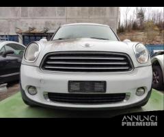 Paraurti anteriore MINI COOPER D del 2011