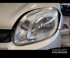 Proiettore sinistro FIAT PANDA del 2012