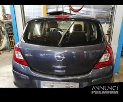 Portellone nudo OPEL CORSA D del 2011