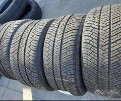 4 gomme usate 255 40 20 Michelin