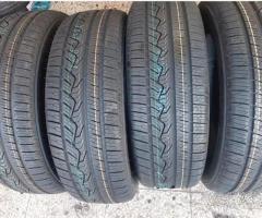 4 gomme nuove 235 65 17 nitto