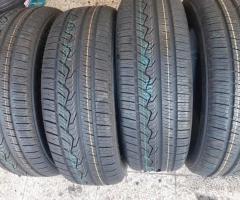 4 gomme nuove 215 50 18 nitto