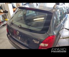 Portellone nudo SKODA FABIA del 2009