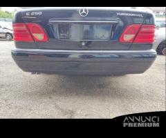 Ricambi MERCEDES CLASSE E 250 2.5cc D 1997 - 9