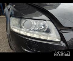 Proiettore destro AUDI A6 del 2011