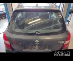 Ricambi SKODA FABIA 1198cc benzina del 2009 - 6