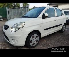 Ricambi KIA PICANTO 1000cc benzina del 2009