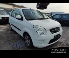 Ricambi KIA PICANTO 1000cc benzina del 2009