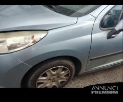 Parafango sinistro PEUGEOT 207 del 2010