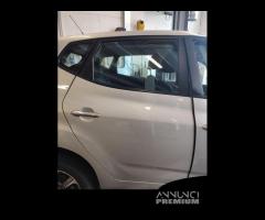 Porta posteriore dx HYUNDAI IX20 del 2015