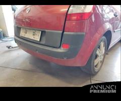 Paraurti post RENAULT MEGANE SCENIC 2005