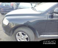 Parafango sinistro VOLKSWAGEN TOUAREG del 2003 - 2