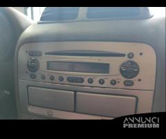 Autoradio ALFA ROMEO GT del 2004