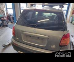 Portellone nudo FIAT SEDICI del 2006