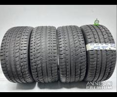 Gomme Usate KUMHO 235 45 17