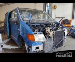 Ricambi MERCEDES-BENZ VITO 2151cc diesel del 2000