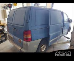 Ricambi MERCEDES-BENZ VITO 2151cc diesel del 2000