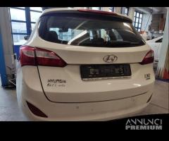 Ricambi HYUNDAI I30 1582cc diesel del 2013