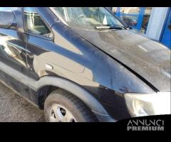 Parafango destro OPEL ZAFIRA del 2002