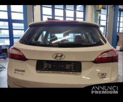 Portellone nudo HYUNDAI I30 del 2013