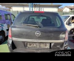 Portellone nudo OPEL ASTRA H del 2005