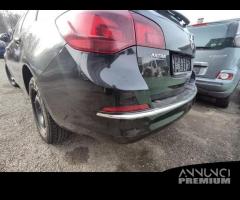 Paraurti posteriore OPEL ASTRA del 2015