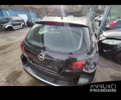 Portellone nudo OPEL ASTRA del 2015