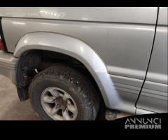 Modanatura post destra MITSUBISHI PAJERO 1997