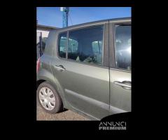 Porta posteriore dx RENAULT MODUS del 2005