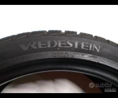 4 GOMME 225 40 18 VREDESTEIN A8187