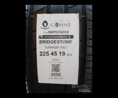 2 GOMME 225 45 19 BRIDGESTONE A2427