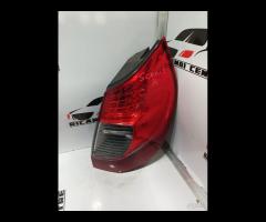 FARO FANALE STOP POSTERIORE DX RENAULT SCENIC II 2