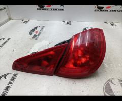 FARO FANALE STOP POSTERIORE DX  MITSUBISHI COLT CZ