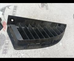 GRIGLIA ANTERIORE PRESE ARIA MITSUBISHI COLT MN127 - 11