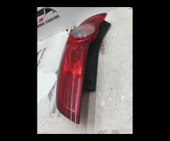 FARO FANALE STOP POSTERIORE DESTRO OPEL AGILA (B)