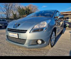 Peugeot 5008 1.6 HDi 112CV Féline