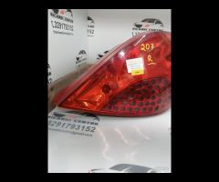 FARO FANALE STOP POSTERIORE DESTRO PEUGEOT 207 200