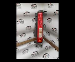 FARO FANALE STOP POSTERIORE DX RENAULT TRAFIC II V