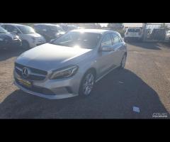 Mercedes-benz A 180 A 180 d Automatic Sport - 6